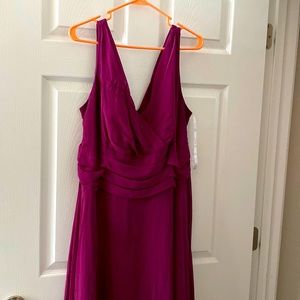 Pretty bridesmaid dress for sale size 18
